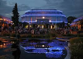 Maybe you would like to learn more about one of these? Botanischer Garten In Berlin Prasentiert Die Botanische Nacht 2021 In Berlin