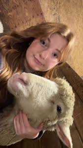 Summer Marketing Internship Opportunity Full-time summer position, 40  hours/week, $20/hour + sales commissions. Must