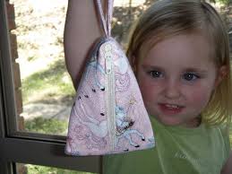 Sew Little Fabric by Paula Storm: Humbug Bag