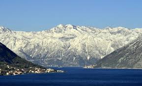 Прокатились зимой по побережью черногории на автомобиле. Winter In Montenegro Apart Hotel Harmonia Budva