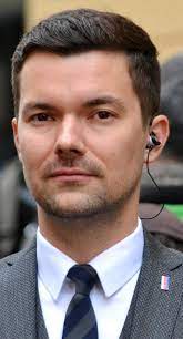 Z české televize odchází moderátor drahoňovský. Tomas Drahonovsky Wikipedie