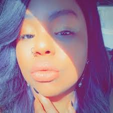 Dawn Romeo's Instagram, Twitter & Facebook