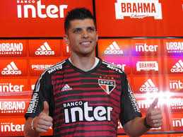 Tiago volpi es el primo de fabian volpi (joinville esporte clube (sc)). Tiago Volpi Minimiza Sombra De Ceni No Sao Paulo Venho Solto Com Vontade De Fazer Historia Sao Paulo Ge