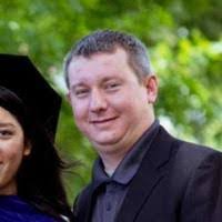 Daniel Hewett's Instagram, Twitter & Facebook