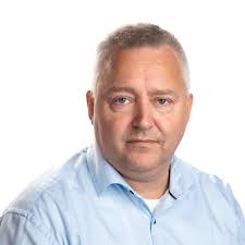 Valg i USA 2024: Nå er valget i gang. Tim Kaine skryter av Tim Walz.