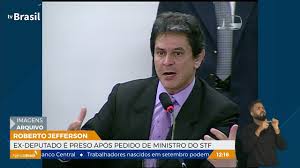 O ato foi decretado durante a ditadura militar, em dezembro de 1968, e ficou conhecido como o mais duro dos atos institucionais, marcando um período de censura e repressão no país. Q1peafbb Mverm