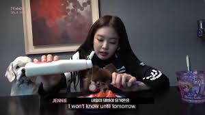 Savesave solo moment os for later. On Twitter Jennie Solo Diary Gave Us This Iconic Moment Jennieshinesolo