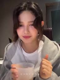 Danielle Pronouncing Broccoli