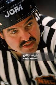 17,039 Nhl Referee Stock Photos, High-Res Pictures, and Images