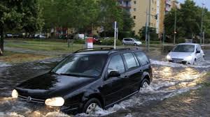In dieser woche gehen gewitter und unwetter weiter. Unwetter Im August 2019 Starkregen Flutet Deutschland Hier Drohen Unwetter News De