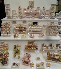Amis Du Jouet Ancien Et Du Patrimoine Miniature Reportage Salon D Anvers 14 Et 15 Avril 2018 Miniature Maison De Poupee Jouets Anciens