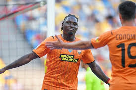 «шахтар» — «інгулець» — 2:1 «шахтар» інгулець vbet ліга роберто де дзербі починає з перемоги V8 Ywvkay7cxom