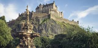 Te damos 5 razones por las que vivir y encontrar trabajo en la ciudad es una buena. Edimburgo Una Ciudad De Cuento Leyendas Y Bruma