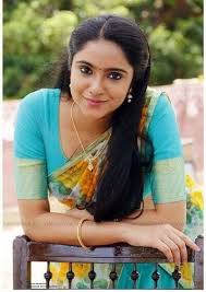She made her debut in tamil movies through amara kaaviyam (2014) a tragedy, love drama and noted for her performance in indru netru naalai (2015), oru naal koothu (2016) and yaman (2017). Tamil Actress Name List With Photos South Indian Actress Tamil Actress Diary