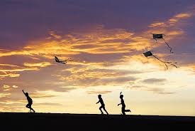 Kết quả hình ảnh cho thả diều