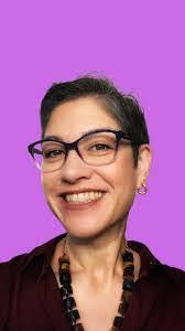 Janice Dunham's Instagram, Twitter & Facebook