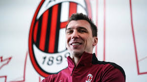 حكايتى مع ام فارق والسحاق. Ù…Ø§Ù†Ø¯Ø²ÙˆÙƒÙŠØªØ´ ÙŠØªÙ†Ø§Ø²Ù„ Ø¹Ù† Ø´Ù‡Ø± Ù…Ù† Ø±Ø§ØªØ¨Ù‡ Ù…Ø¹ Ù…ÙŠÙ„Ø§Ù† Ø¨Ø³Ø¨Ø¨ Ø§Ù„Ø¥ØµØ§Ø¨Ø©