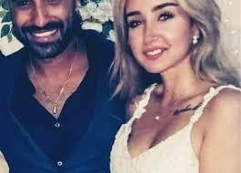 The latest tweets from @afahmyofficial Ø£ÙˆÙ„ ÙÙŠØ¯ÙŠÙˆ Ù„Ø®Ø·ÙˆØ¨Ø© Ø£Ø­Ù…Ø¯ ÙÙ‡Ù…ÙŠ ÙˆÙ‡Ù†Ø§ Ø§Ù„Ø²Ø§Ù‡Ø¯ Ø§Ù„Ù…ØµØ±ÙŠ Ø§Ù„ÙŠÙˆÙ…