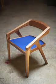 Thick Dining Or Side Chair In Dark Walnut With Slung Saddle Leather Seat In 2020 Chair Side Chairs Wooden Chair
