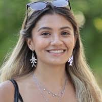 Juliana Jordan's Instagram, Twitter & Facebook