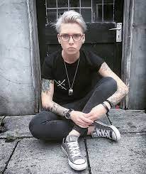 Me In Rtc Tshirt And Engraved Necklace Tomboy Fashion Tomboy Fashion Cute Tomboy Outfits Androgynous Fashion Women
