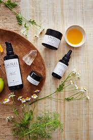 Still Life Product Photography From Rebranding Ad Campaign For Laurel Whole Plant Organics Ski Photography Products Beauty Products Photography Organic Plants