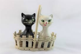 Black And White Cat Salt And Pepper Shakers Goebel Salt Pepper Shakers Black And White Kitty Cats In A Shakers Kitty Salt And Pepper