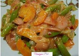 Resep capcay kuah dan capcay goreng yang satu ini memang sederhana. Resep Capcay Kering Gurih Pedas Yang Renyah