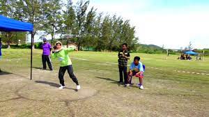 Teknik lontar peluru sekolah rendah. Lontar Peluru Pb Dan Lempar Cakera Pa Youtube