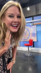 Elegant OOTD: Nichole Niemann's Fashion Forward Style