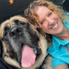 Congrats to Elena Alafita from Port Huron, today's #SelfieSuperstar with  Timmy D at Lakeshore Graphics in Lexington!