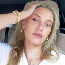 25 Summer Staples a California Girl Swears By