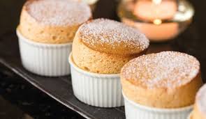 Souffle Au Caramel Au Beurre Sale Avec Thermomix Recette Thermomix Delicieux Desserts Thermomix Recette Caramel Au Beurre