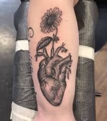 Her shop is clean and organized. Done By Flaco Garcia Tat2flaco Inkstained Tattoo Studio Facebook