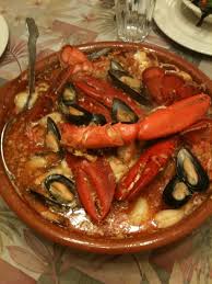 Zarzuela A Spanish Fish Dish Cuisine Recettes A Base De Crabe Plats De Fruits De Mer