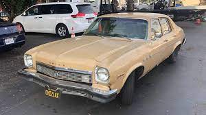 Whether you're shopping for a new shirt or a new mate, online is the place to look; 5 Craigslist Cars Under 1 000 To Buy This Month
