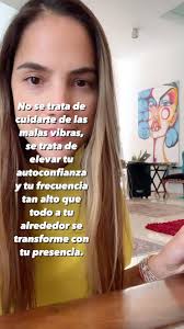 Cuando vibramos alto nos sentimos con energía, con “suerte”, contentos y en  armonía, porque nuestros pensamientos están creando una vibración que busca  y coincide sólo con frecuencias similares. , El ...