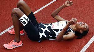 Hassan was the 2016 1500m indoor world champion. Sifan Hassan Verbessert 10 000 Meter Weltrekord Um Mehr Als Zehn Sekunden Der Spiegel
