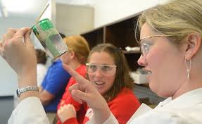 Hearin Foundation Supports STEM and Health Education