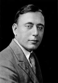 Warren Orr's Instagram, Twitter & Facebook