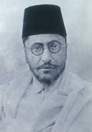 We pay homage to the freedom fighter and senior Congress leader, Dr.  Saifuddin Kitchlew, known for leading a protest against the Jallianwala  Bagh massacre. He played a role in the establishment of