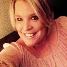 Darla Tucker's Instagram, Twitter & Facebook