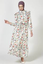 Armine Cicek Desenli Elbise Ekru Armine Elbise Modelleri Elbise Moda Stilleri Elbise Modelleri