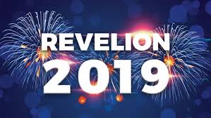 Va uram sa le scrieti numai cu lucruri bune, impliniri si fericire pentru ca la sfirsitul. Mesaje De Anul Nou 2019 FelicitÄƒri De Anul Nou Din Suflet Pentru Cei Dragi Cele Mai Frumoase Sms Uri De Revelion 2019