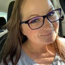 Darla Marsh's Instagram, Twitter & Facebook