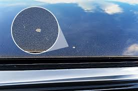 Wann kann die windschutzscheibe repariert werden und wann ist ein austausch erforderlich? Steinschlagreparatur Hagelschaden Zentrum Ulm Karosserie Fachbetrieb Autoglas Smart Repair Unfall Instandsetzung Dellen Entfernung Auto Pflege Und Fahrzeug Aufbereitung