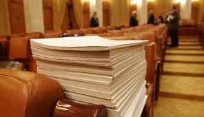 Nu numai atat, lucram acum in legea de respingere a. Oug 13 RespinsÄ Si In Comisia JuridicÄ A Camerei DeputaÅ£ilor