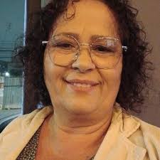 Você pode me achar metido, arrogante, frio, mas jamais poderá dizer que não  tenho alto estima suficiente para segurar a personalidade que tenho.  Prefiro ser uma certeza do que uma dúvida ✨🐦‍🔥