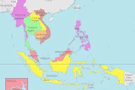 Asia tenggara atau lazim disebut asean merupakan salah kawasan hasil dari pembagian benua ada beberapa negara kepulauan di asia tenggara termasuk malaysia, singapura, indonesia, filipina, brunei, dan negara baru timor timur. Letak Geografis Dan Batas Wilayah Asean Halaman All Kompas Com