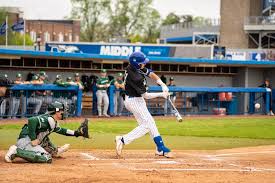 Nine-run sixth powers Blue Raiders to series win over 49ers